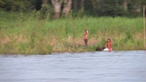 Bathing Kids, Amazon, Perú